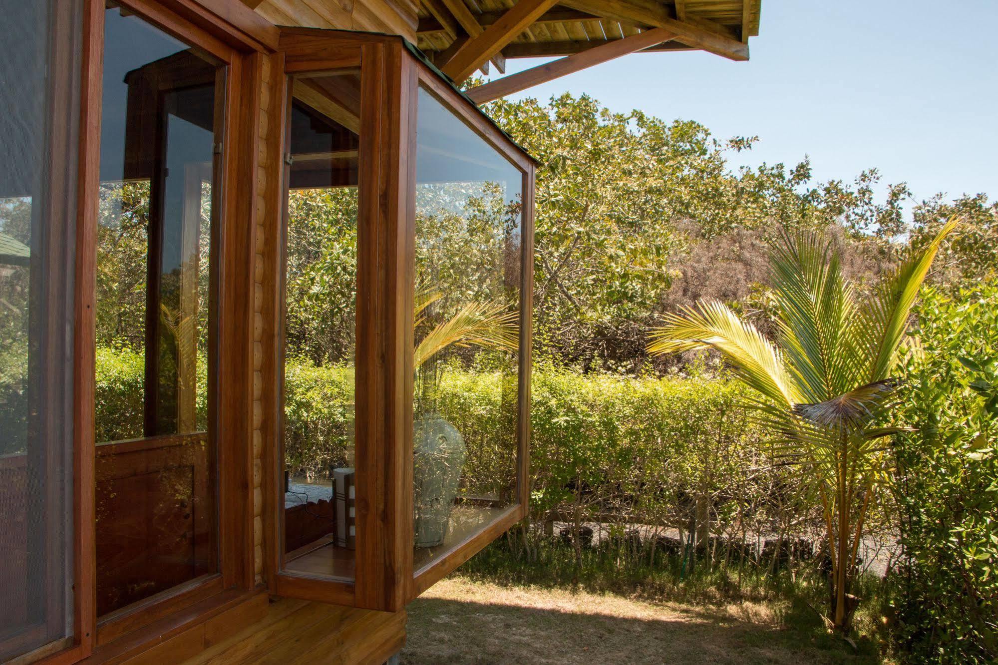 פורטו וילאמיל Chez Manany Galapagos Ecolodge מראה חיצוני תמונה